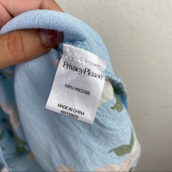 Privacy Please Blue Floral Rivington Romper SZ S - Picture 4 of 10